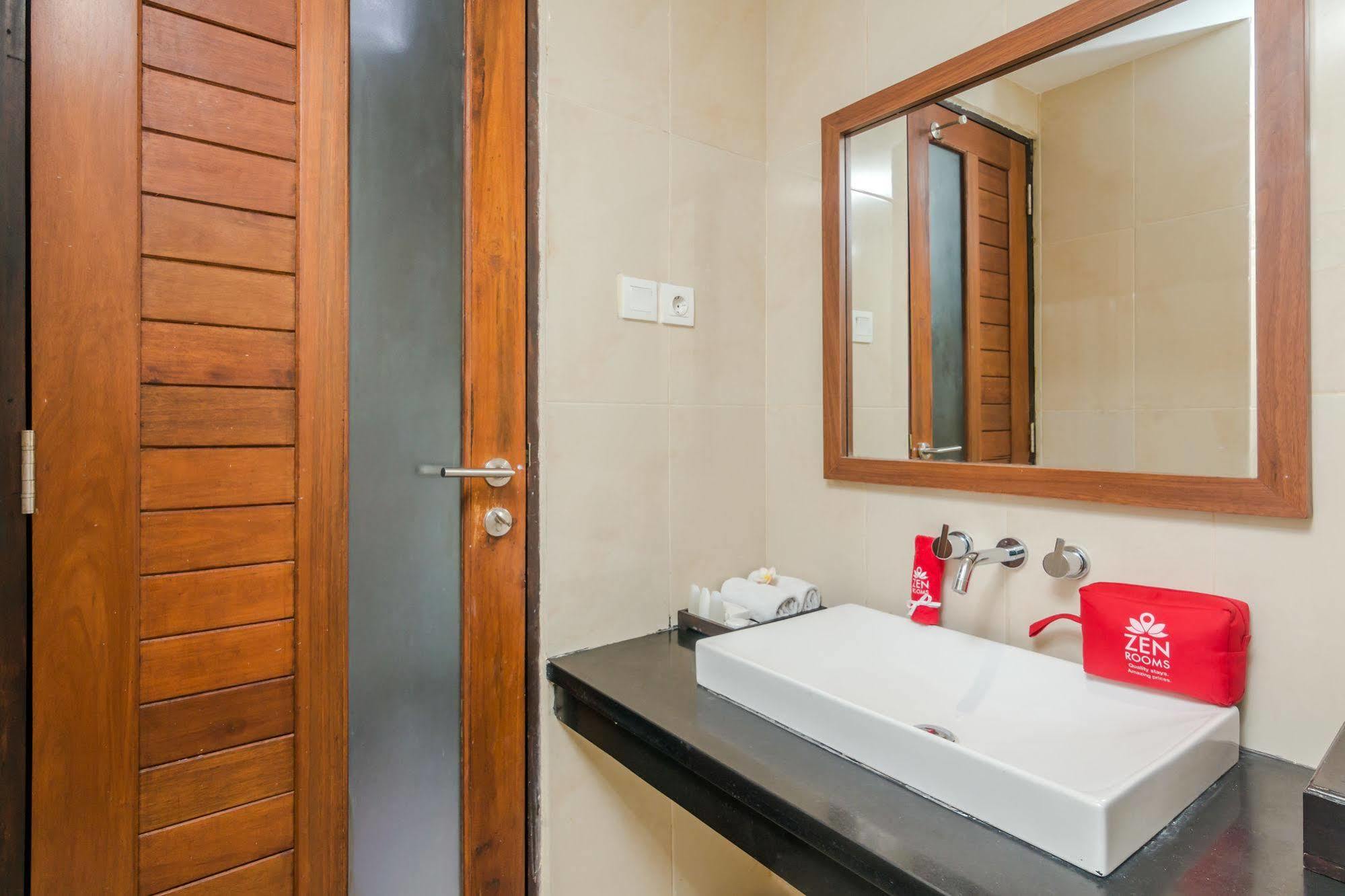 Zen Rooms Seminyak Pangkung Sari Exteriér fotografie